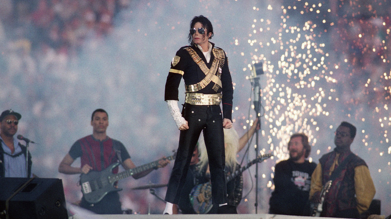 Michael Jackson performing at 1993 Superbowl